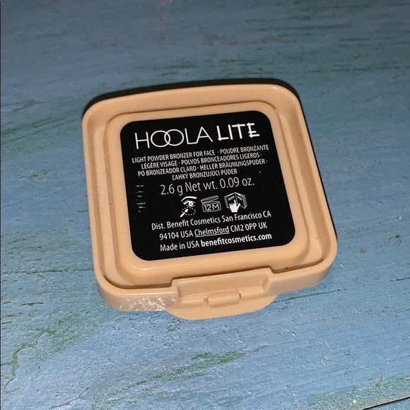 🛑❌SOLD❌🛑Benefit Hoola Lite Powder Mini Bronzer - Picture 2 of 3